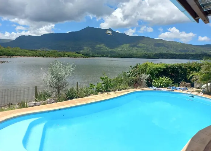21Lg Ilot Fortier M Sea Front And Swimming Pool